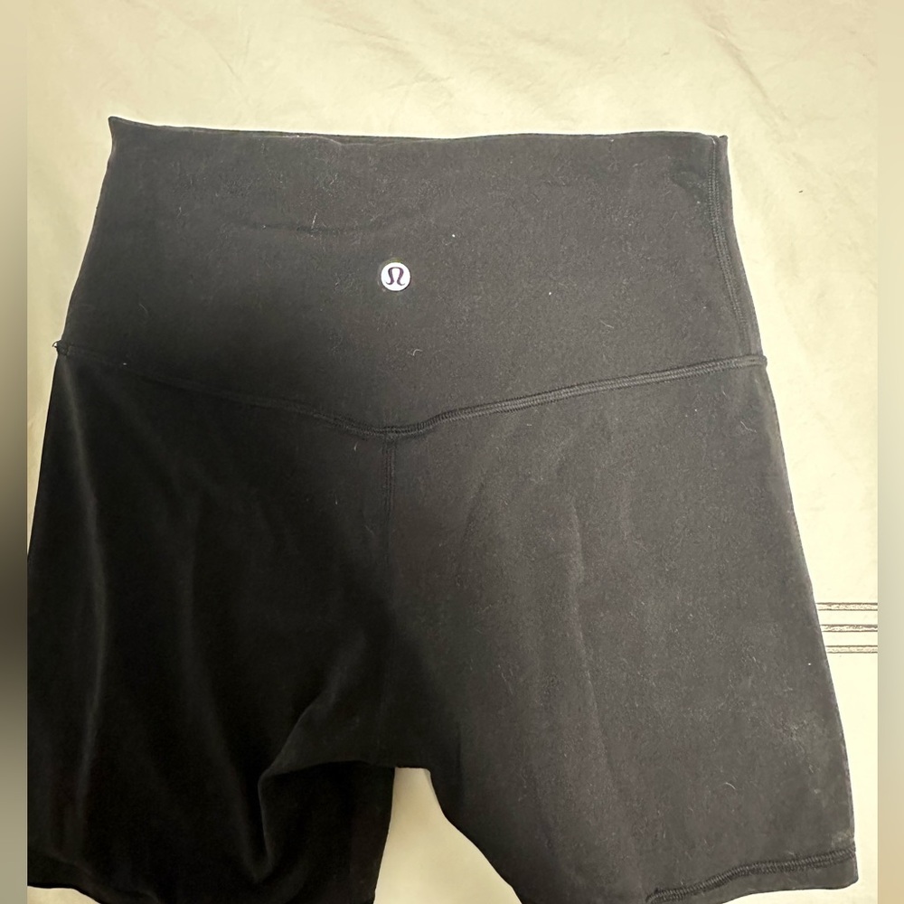 Lululemon align 6inch shorts